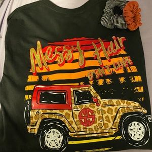 Simply Southern Womens Long-Sleeved t-shirt and Scrunchie bundle